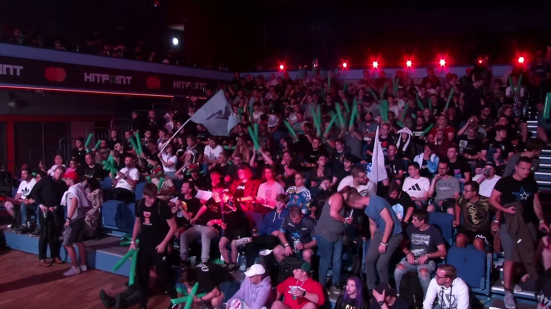 Hitpoint Masters: eSuba ovládla noční bitvu s Entropiq a stala se šampionem