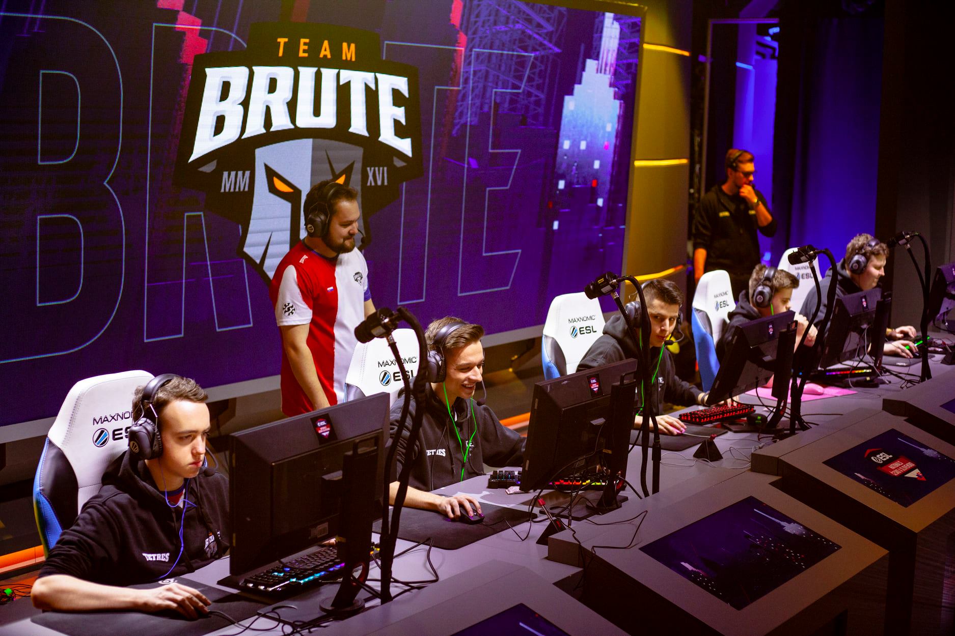 Crazyy po 2 letech končí v BRUTE