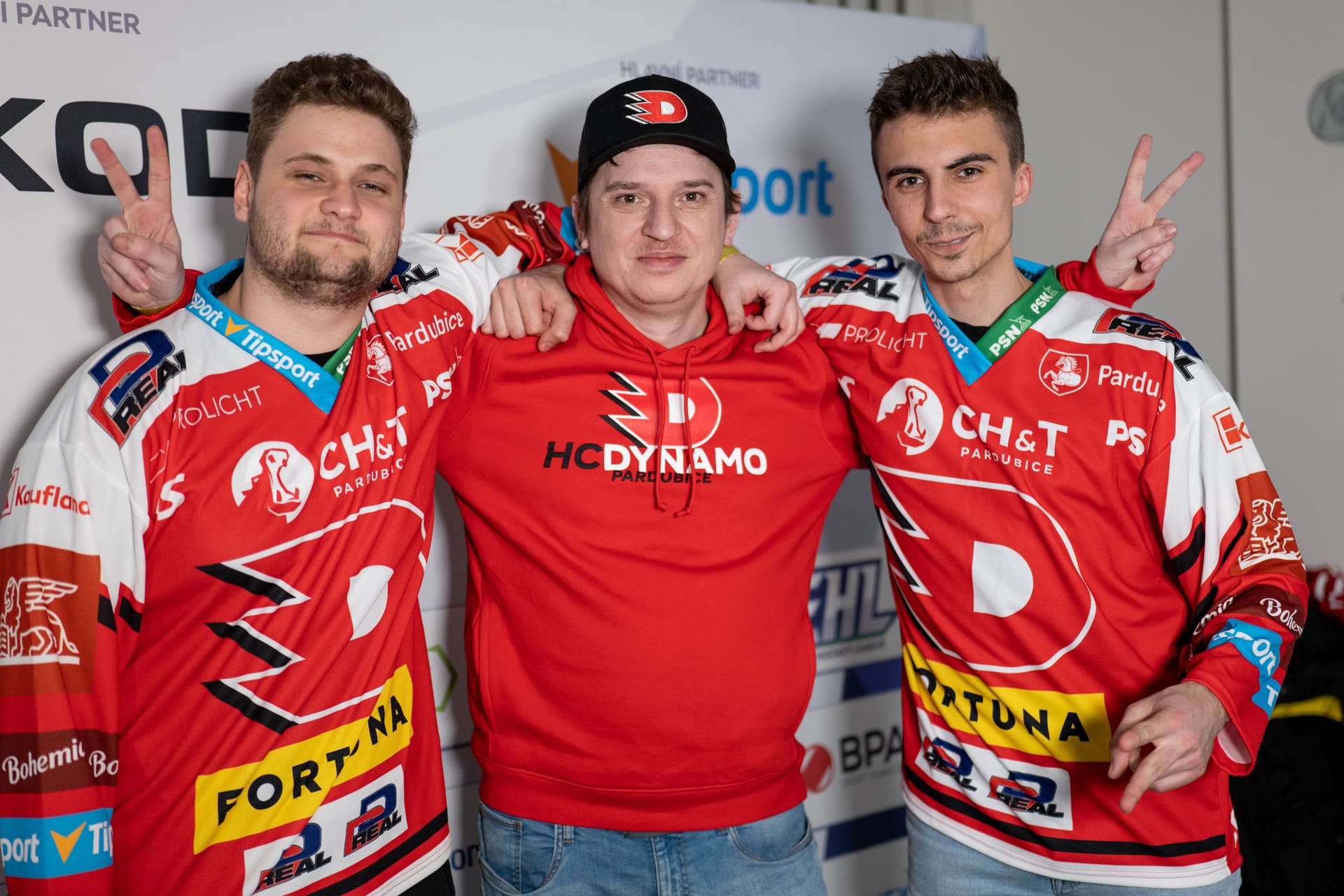 Šampionem ENYAQ Hockey League jsou podruhé Pardubice. Litvínov opět druhý
