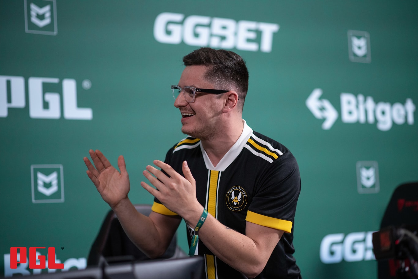 Souboj gigantů: Vitality vyzvou v nočním BO1 duelu Astralis. Kdo půjde ve swissu na 2:0?