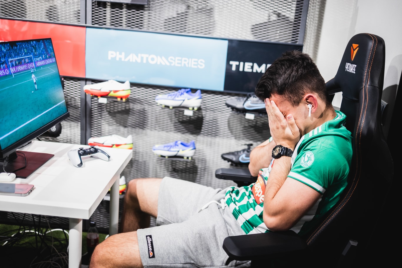 FOTOGALERIE: Jak si došel K1leris pro titul šampiona eLEAGUE FIFA 22?