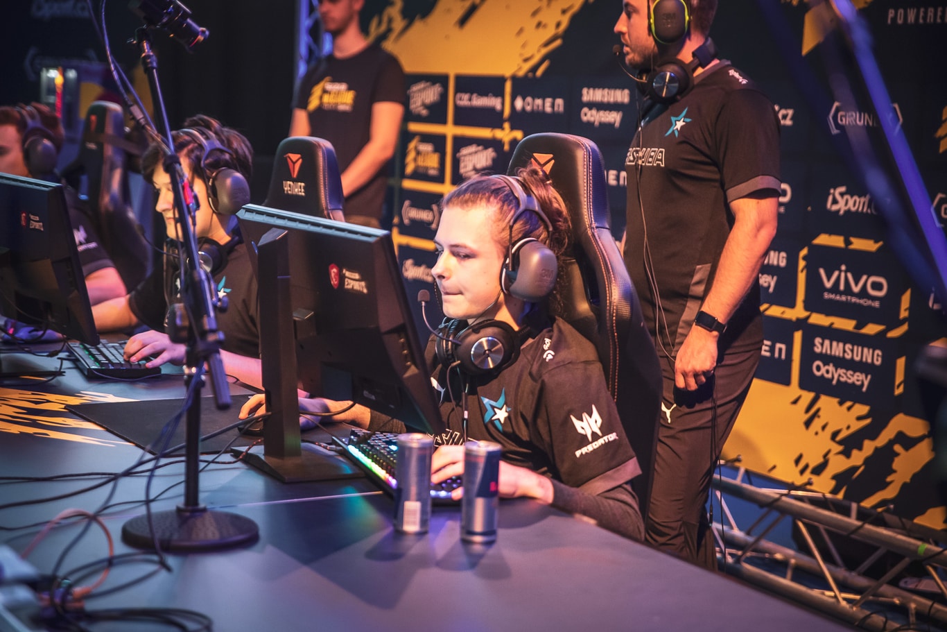 Co ukázalo 3. kolo Sazka eLEAGUE? Dytor hvězda, Entropiq Prague se zvedají, smutná derniéra sAvany