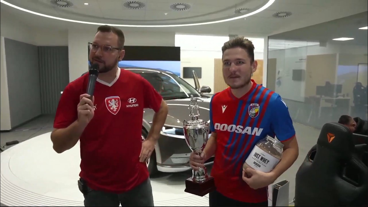 T9Laky vyhrává FIFA eCUP! Ve finále si poradil s Mariosem