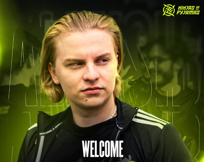 Aleksib patří Ninjas in Pyjamas. Plopski má povoleno hledat nové angažmá