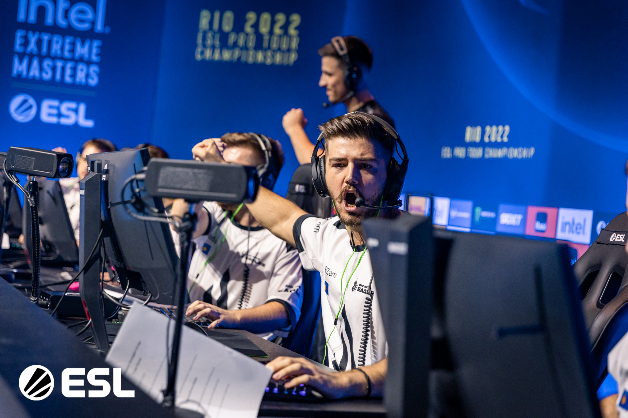 IEM Rio Major: MOUZ a BNE postupují do Legends stage. Dva brazilské týmy v turnaji končí