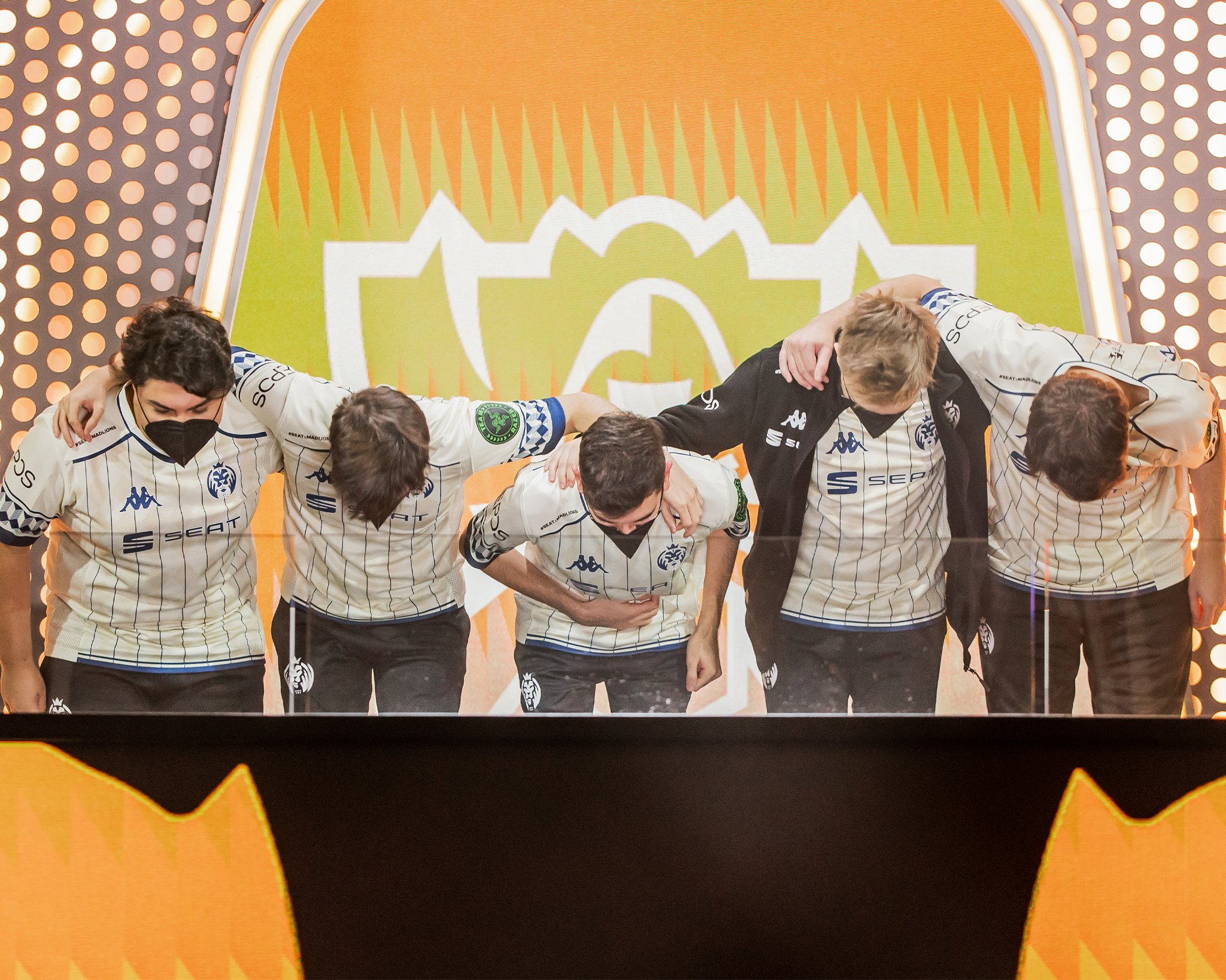 Evil Geniuses stompli MAD Lions, postupují také RNG