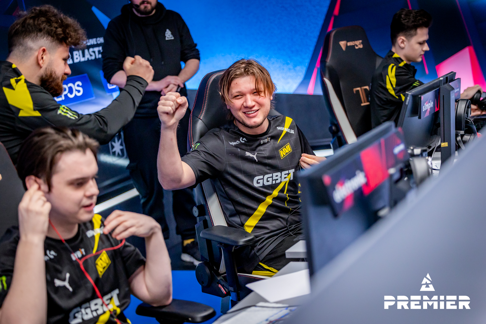 BLAST Premier Spring: NAVI se protrápili k postupu. NEOFRAG se utká s Astralis!