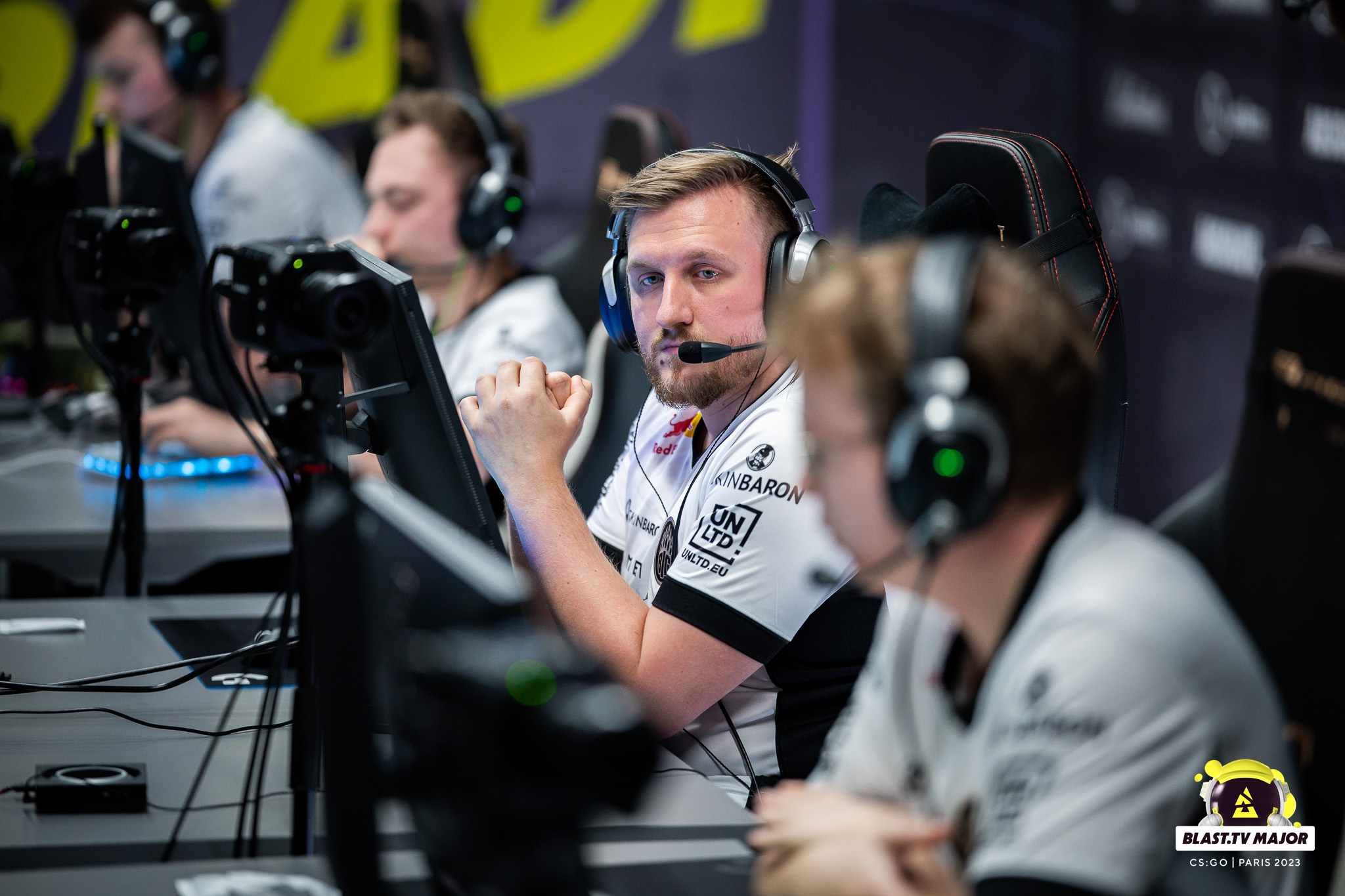 Klíčový den pro Cloud9, BIG a FaZe. Kdo získá poslední BLAST.tv Paris CS:GO Major slot?