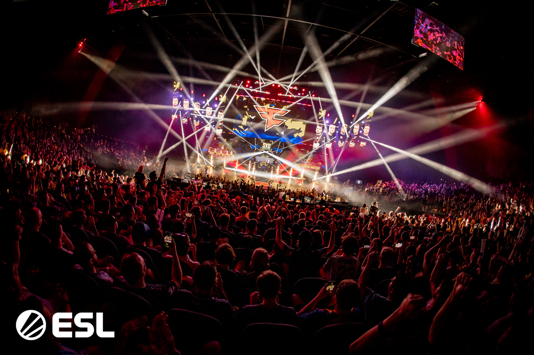 Preview finále IEM Sydney: Vybojují Complexity historický triumf, nebo se po pěti letech budou znovu radovat FaZe?