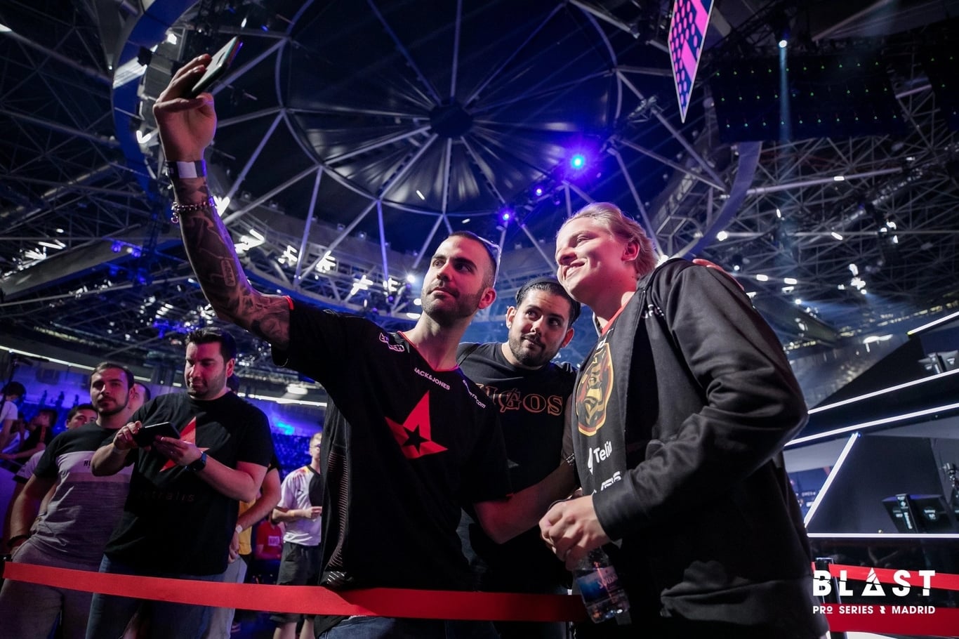 Bitva o šampiony BLAST SD EU. Vybojují poslední slot v Portugalsku hráči ENCE nebo Astralis?