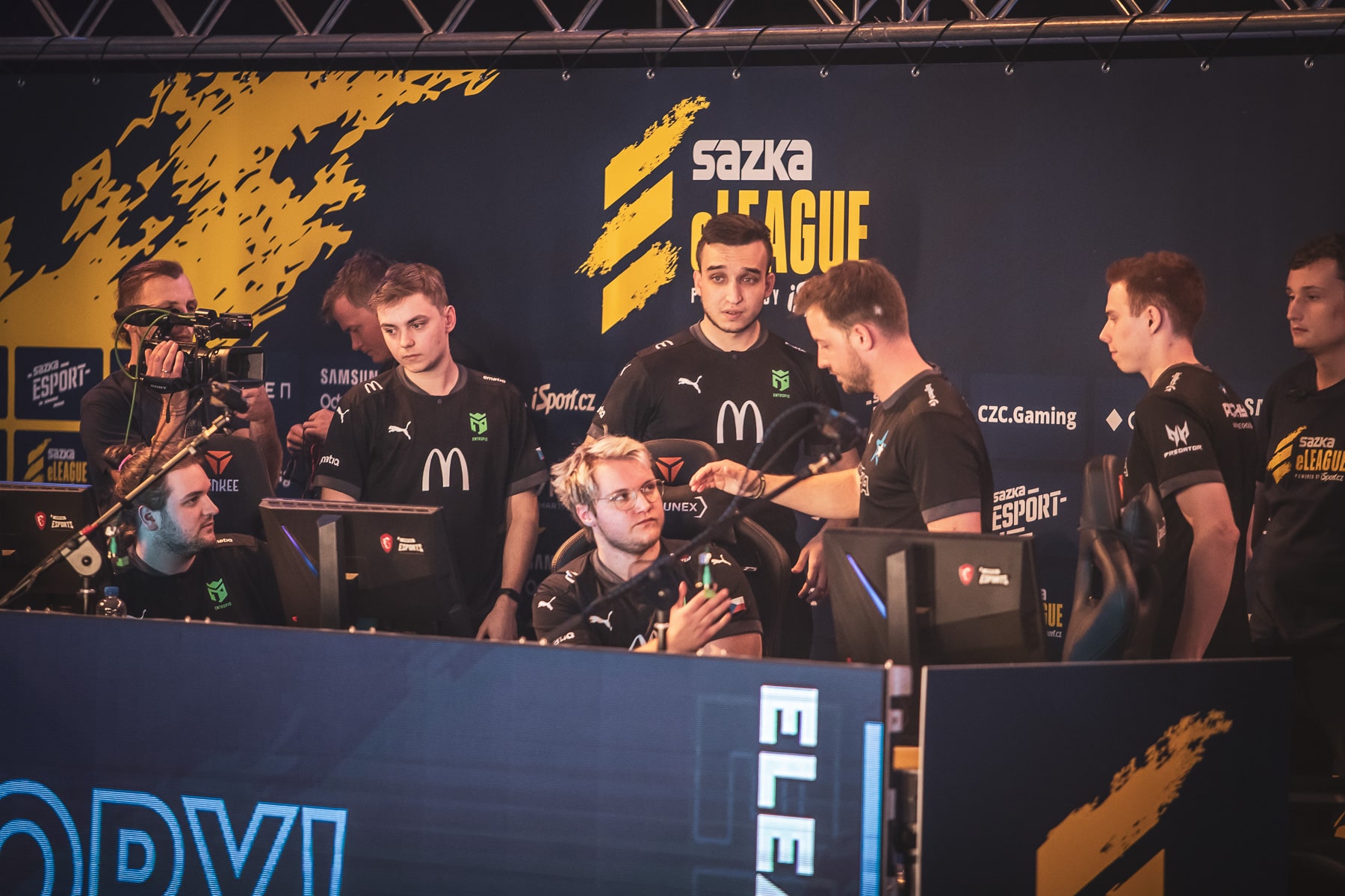 Pinnacle Winter Regionals: Entropiq Prague ztratili slibný náskok, prohráli i 3. zápas a končí