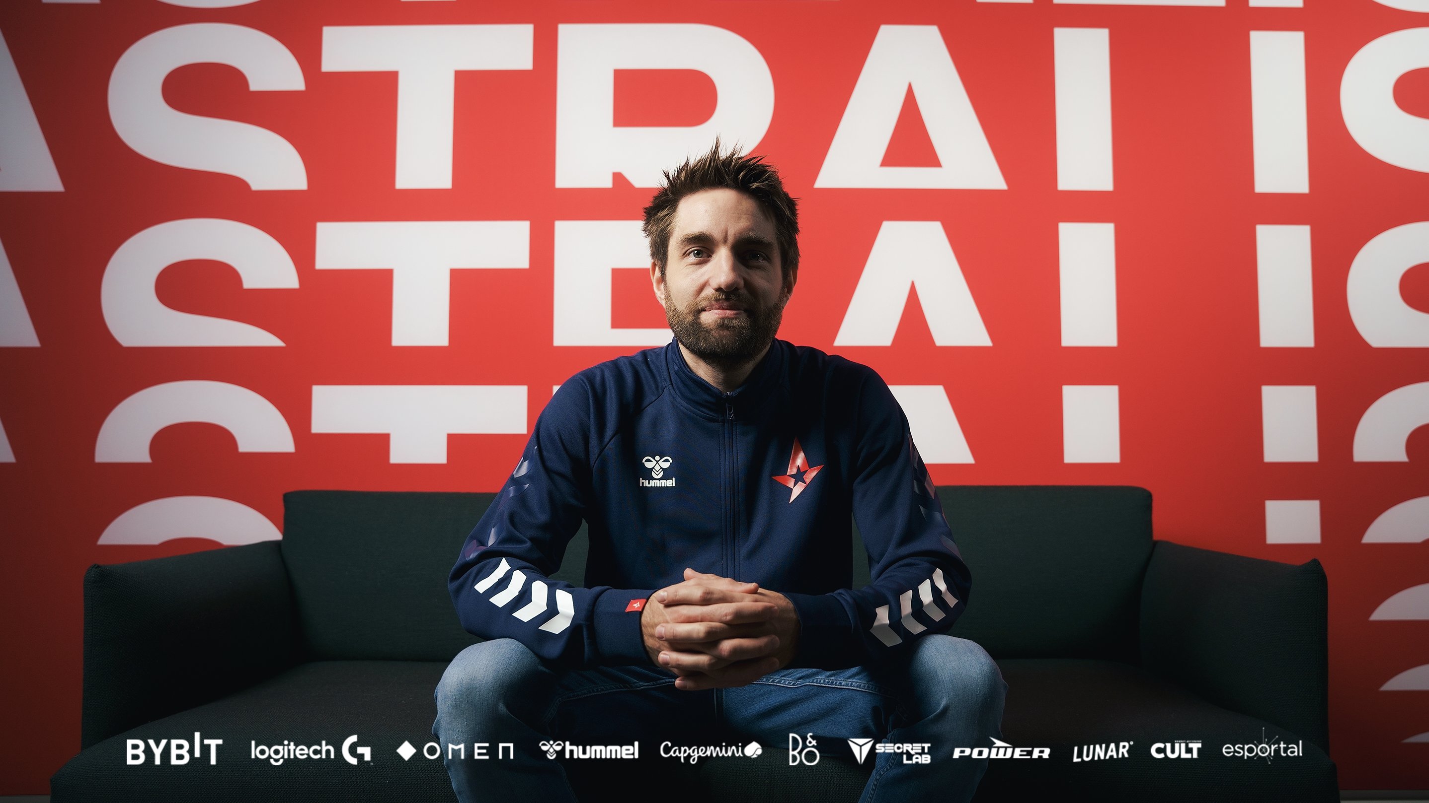 Kdo je nový mozek Astralis? Profík v CS 1.6, bývalý trenér North, táta a manžel