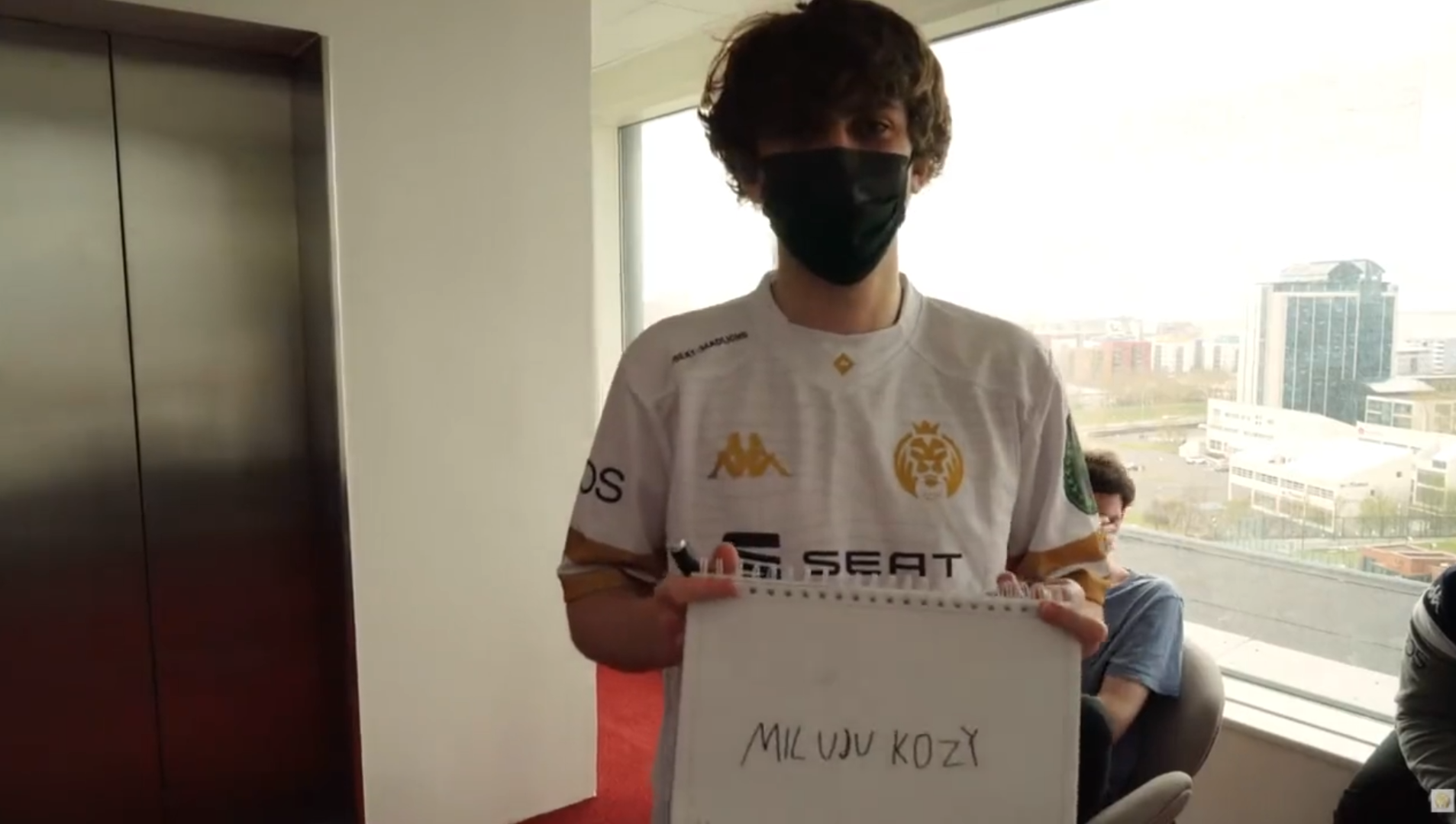 Dojemný odchod! Carzzy se loučí s MAD Lions. Zamíří do Team Vitality?
