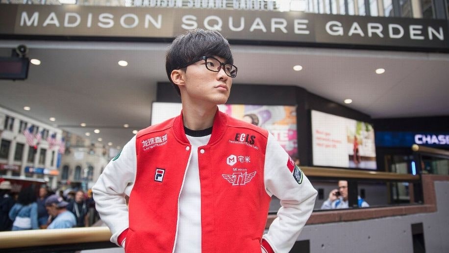 Po roce se na Worlds vrací T1. Získá legendární Faker svůj čtvrtý titul?