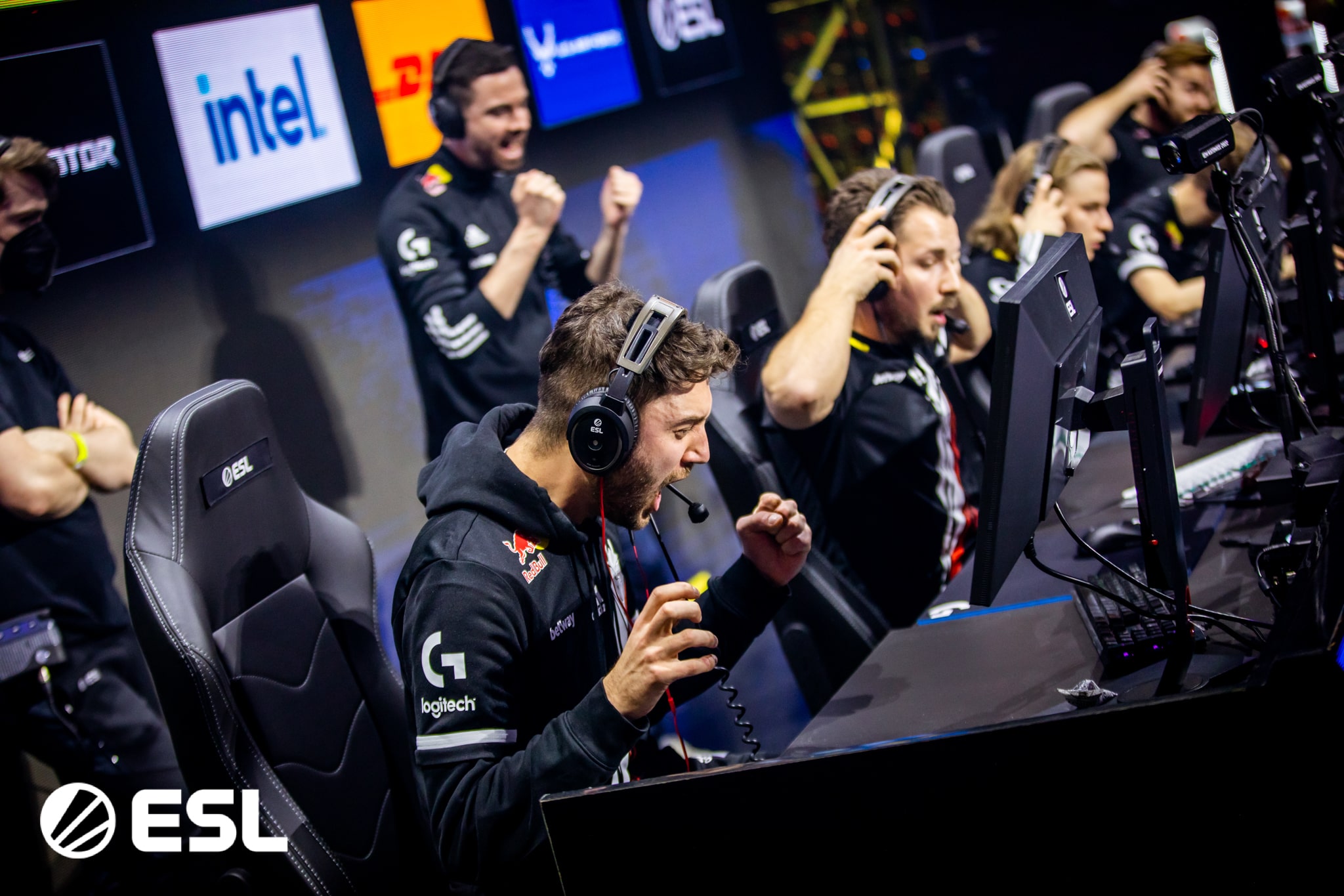 IEM Katowice: NAVI do semifinále nastoupili, na G2 nestačili a m0NESYho čeká první velké finále