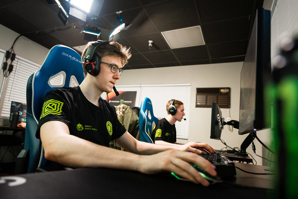 Česko bude mít zastoupení na The International 10!