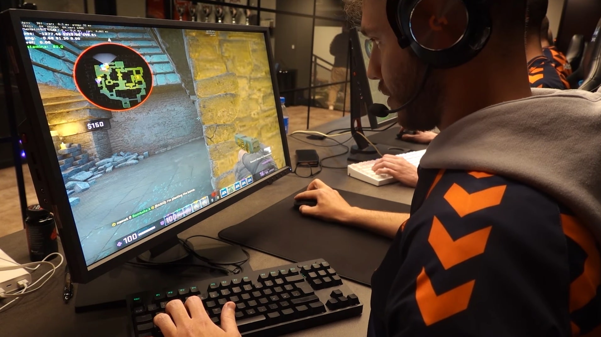 VIDEO: STYKO a první bootcamp za Apeks. Slovenský hráč natočil skvělý videoblog