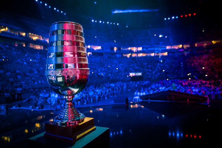 IEM Cologne se posunula do skupinové fáze, mousesports začínají s Gambit